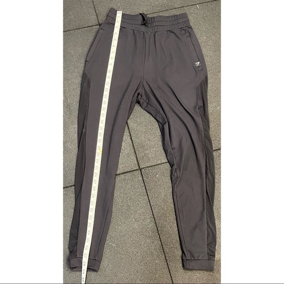 Gymshark Aura Joggers - Black - Small - Picture 9 of 10